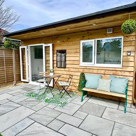 The Mudeford Gem Accommdation クライストチャーチ エクステリア 写真